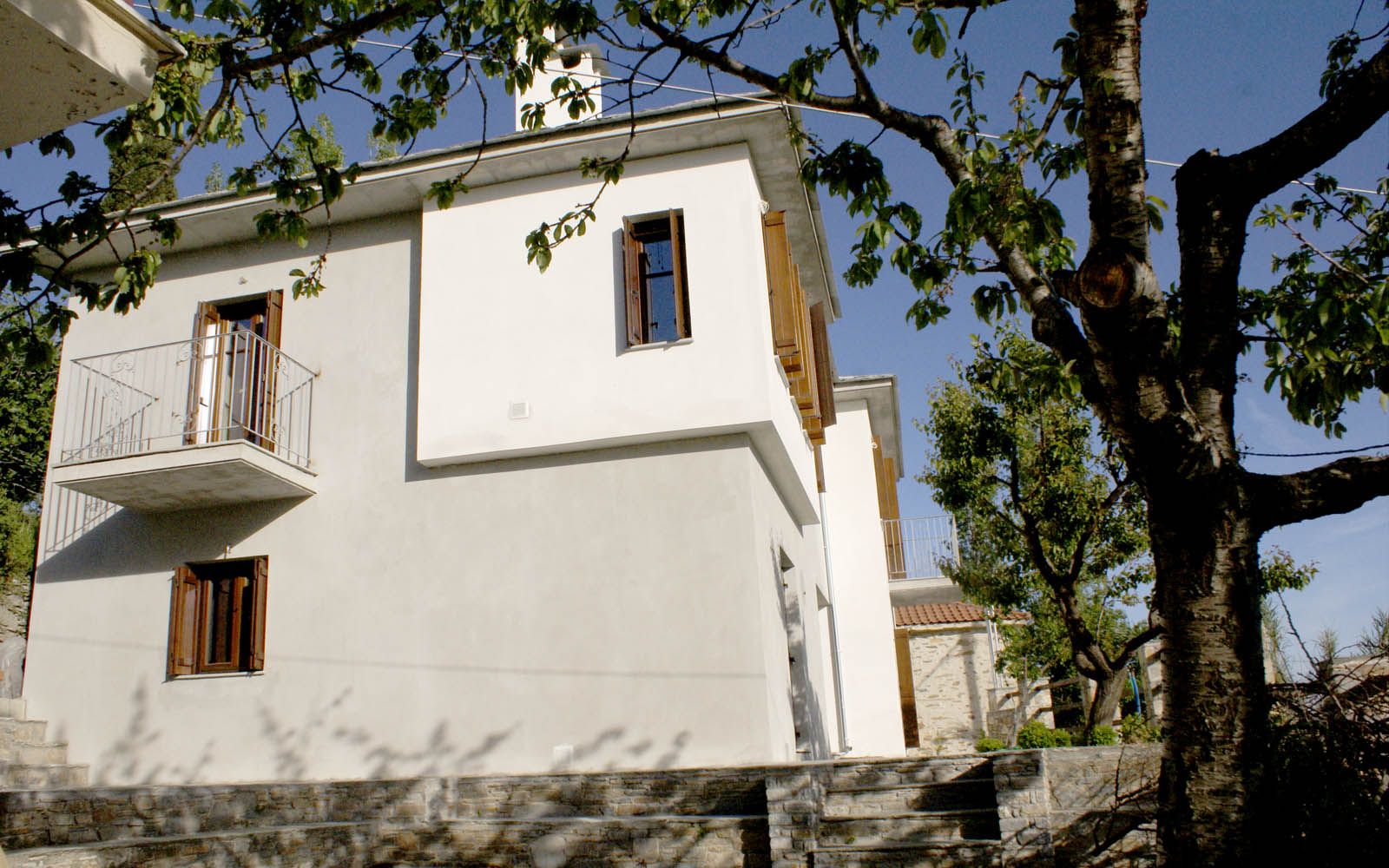 Kamelia House